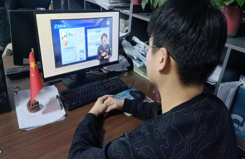 安全教育|保定理工学院|管理学院|普及反诈知识，护航学生成长