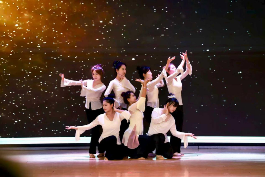 保定理工学院教育学院举办“山河永念·薪火相传”育人成果汇演 庆祝抗日战争胜利80周年