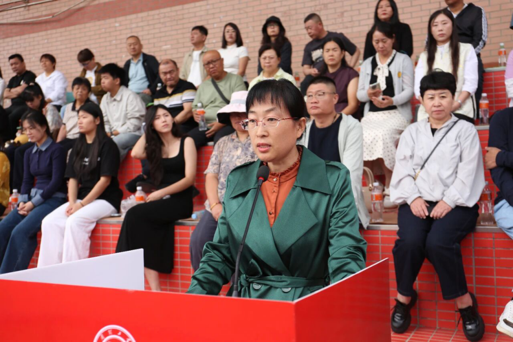 青春逐梦 强国有我——保定理工学院2025级新生开学典礼暨军训结营式盛大举行