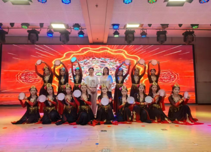 保定理工学院舞蹈校队在“民族团结杯”河北省第三届高校舞蹈大赛中斩获佳绩