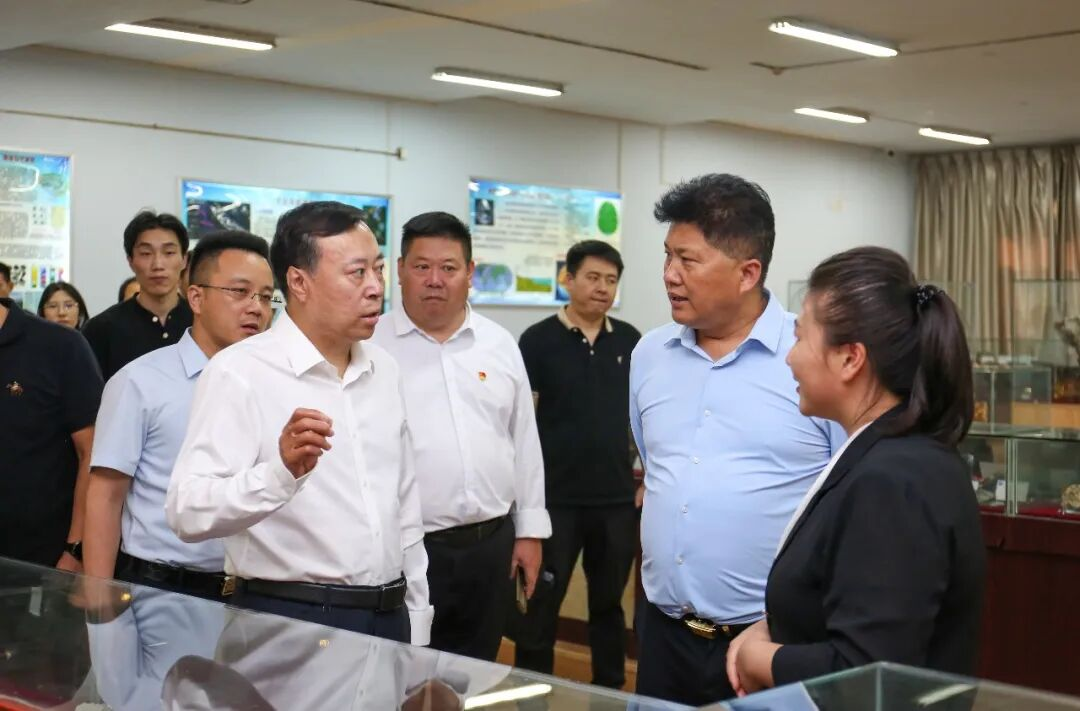 周爱武到保定理工学院调研