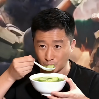 青春新语说|一碗丝瓜汤里的代际回声与社交智慧