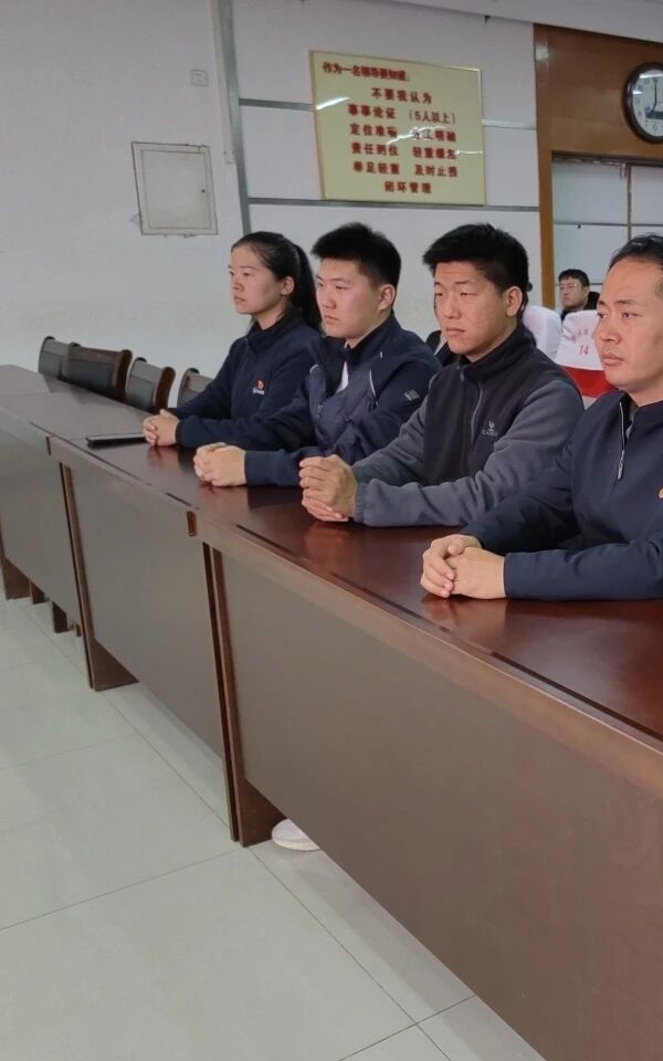 爱国教育|保定理工学院|管理学院|表彰“爱国先锋”树榜样，厚植家国情怀育新人