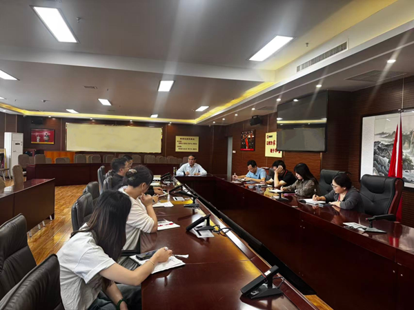 凝心聚力迎评估 提质增效促规范