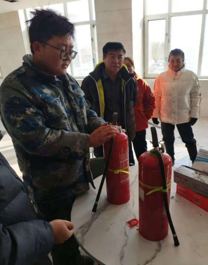 保定理工学院开展宿舍管理人员安全知识培训工作