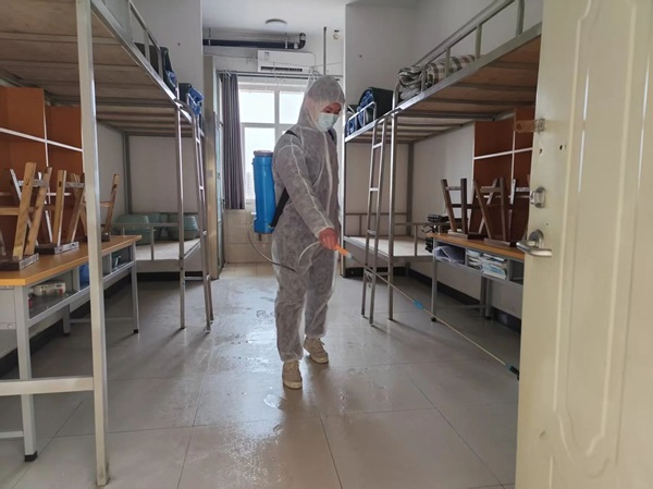 暖心服务|保定理工学院管理学院：筑牢健康防线，护航学子归来