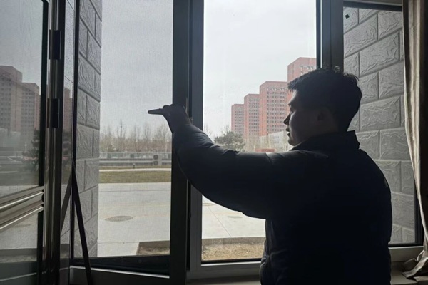 暖心服务|保定理工学院管理学院：辅导员开展宿舍通风及安全排查工作