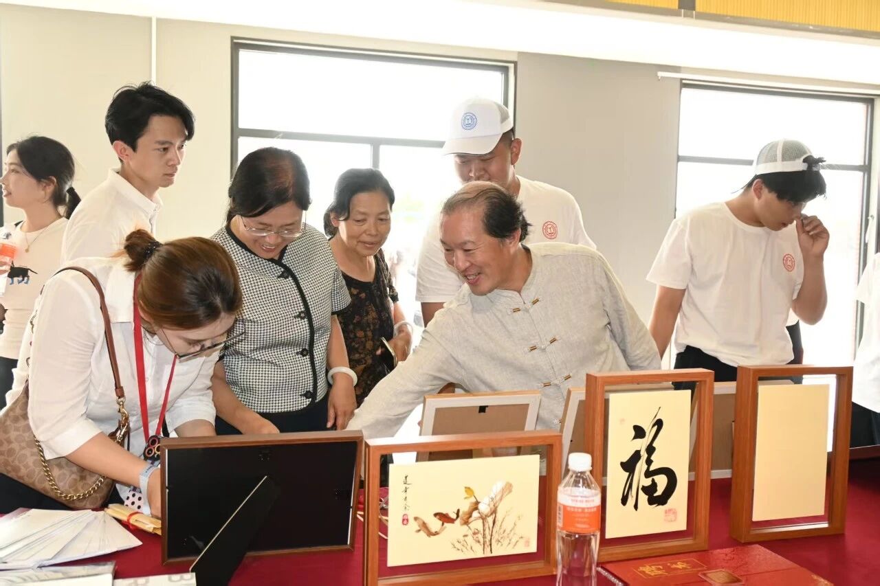 文脉铸魂 美育润心｜保定理工学院举办非遗进校园系列活动暨非遗文化馆开馆仪式