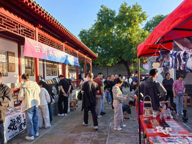古衙承文脉 青年传非遗——保定理工学院多场地开展非遗传承实践活动
